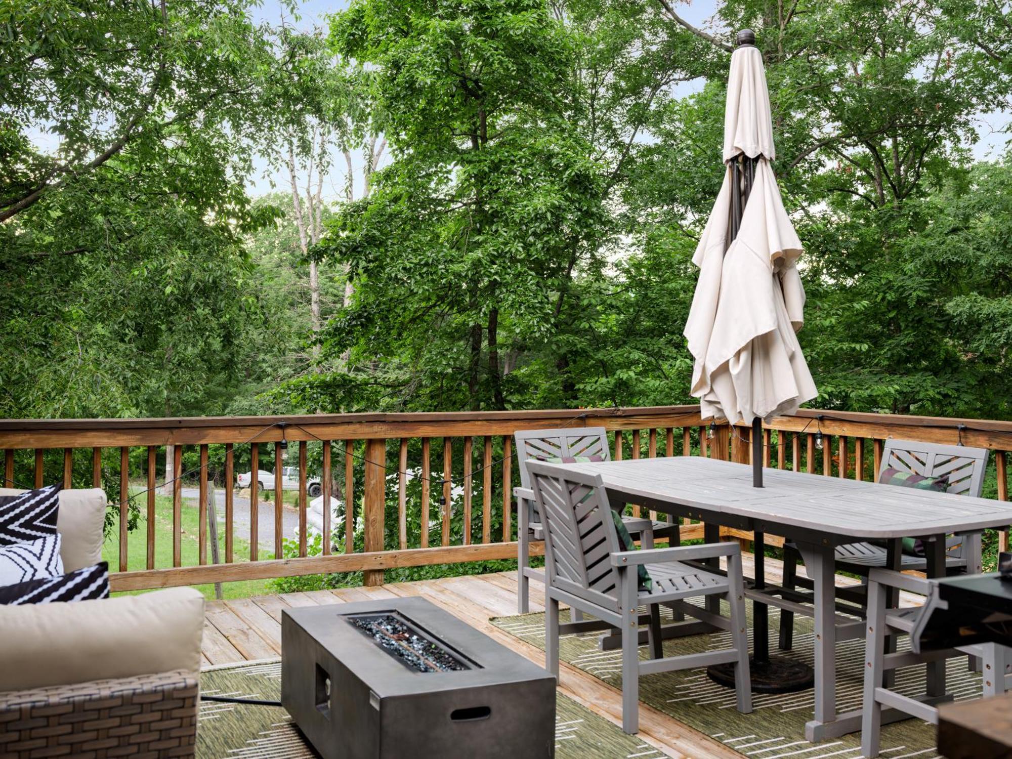Shenandoah Dog Friendly Cabin With River Access, Hot Tub, Fire Pit, Bbq, Outdoor Dining שננדואה מראה חיצוני תמונה