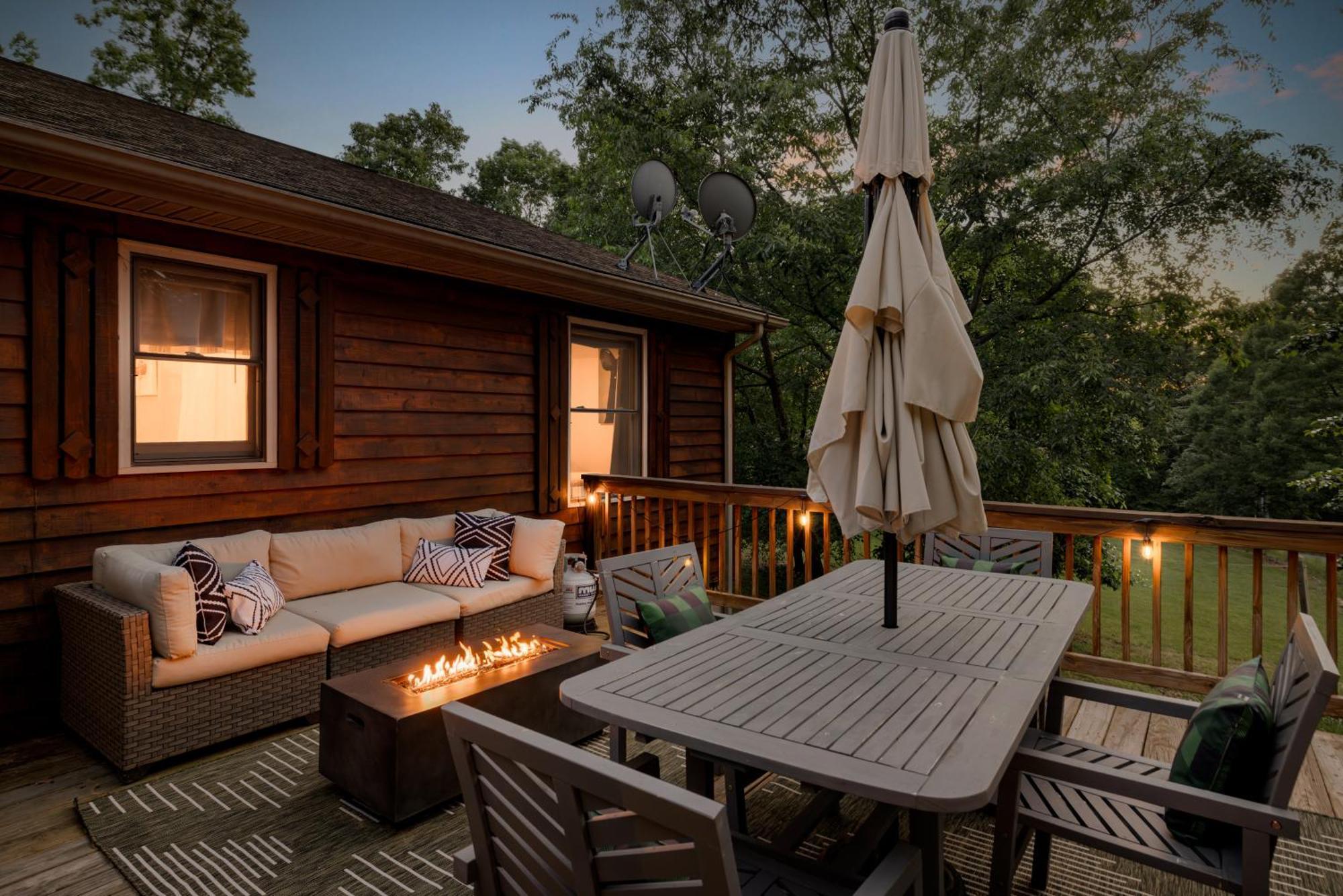 Shenandoah Dog Friendly Cabin With River Access, Hot Tub, Fire Pit, Bbq, Outdoor Dining שננדואה מראה חיצוני תמונה